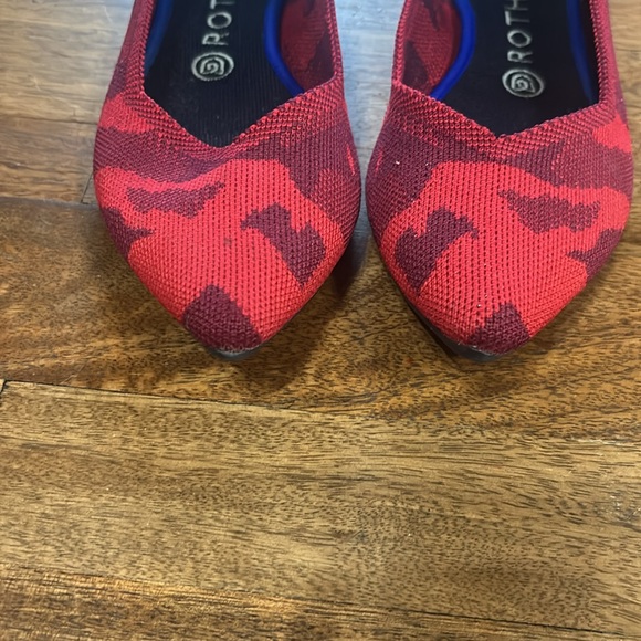 Rothy’s The Point Red Camo Pointed Toe Flats (Retired Print) - Picture 7 of 12